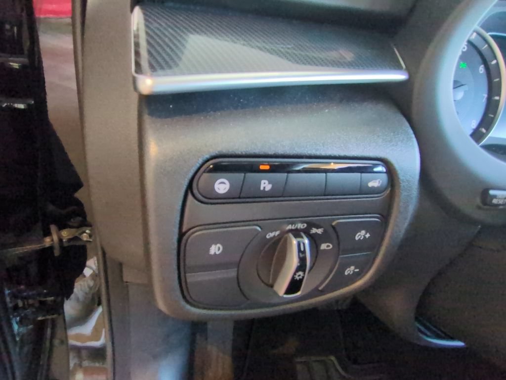 Used 2024 INFINITI QX50 Sport AWD/4WD image 16