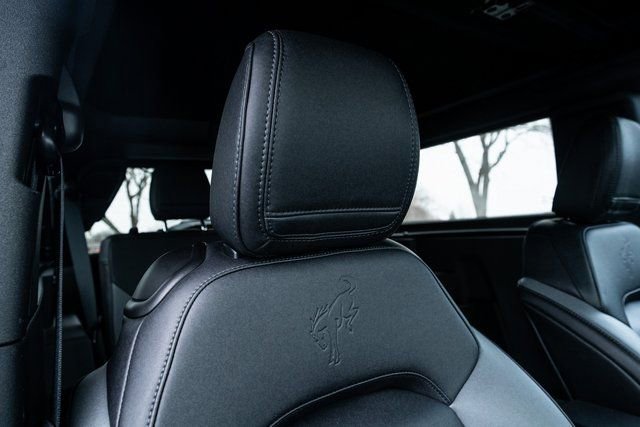 Used 2024 Ford Bronco Black Diamond image 5