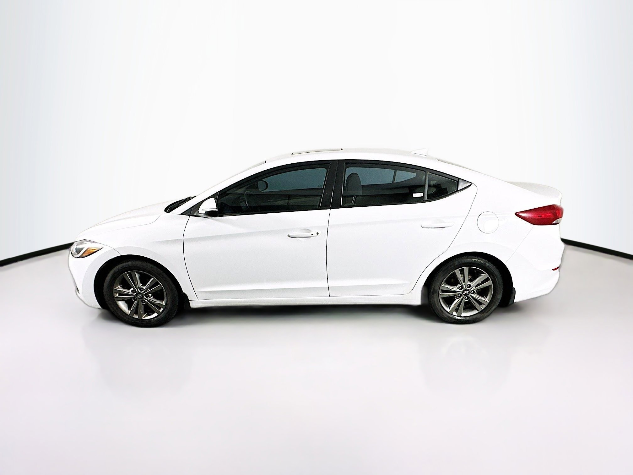 Used 2018 Hyundai Elantra Value Edition image 4