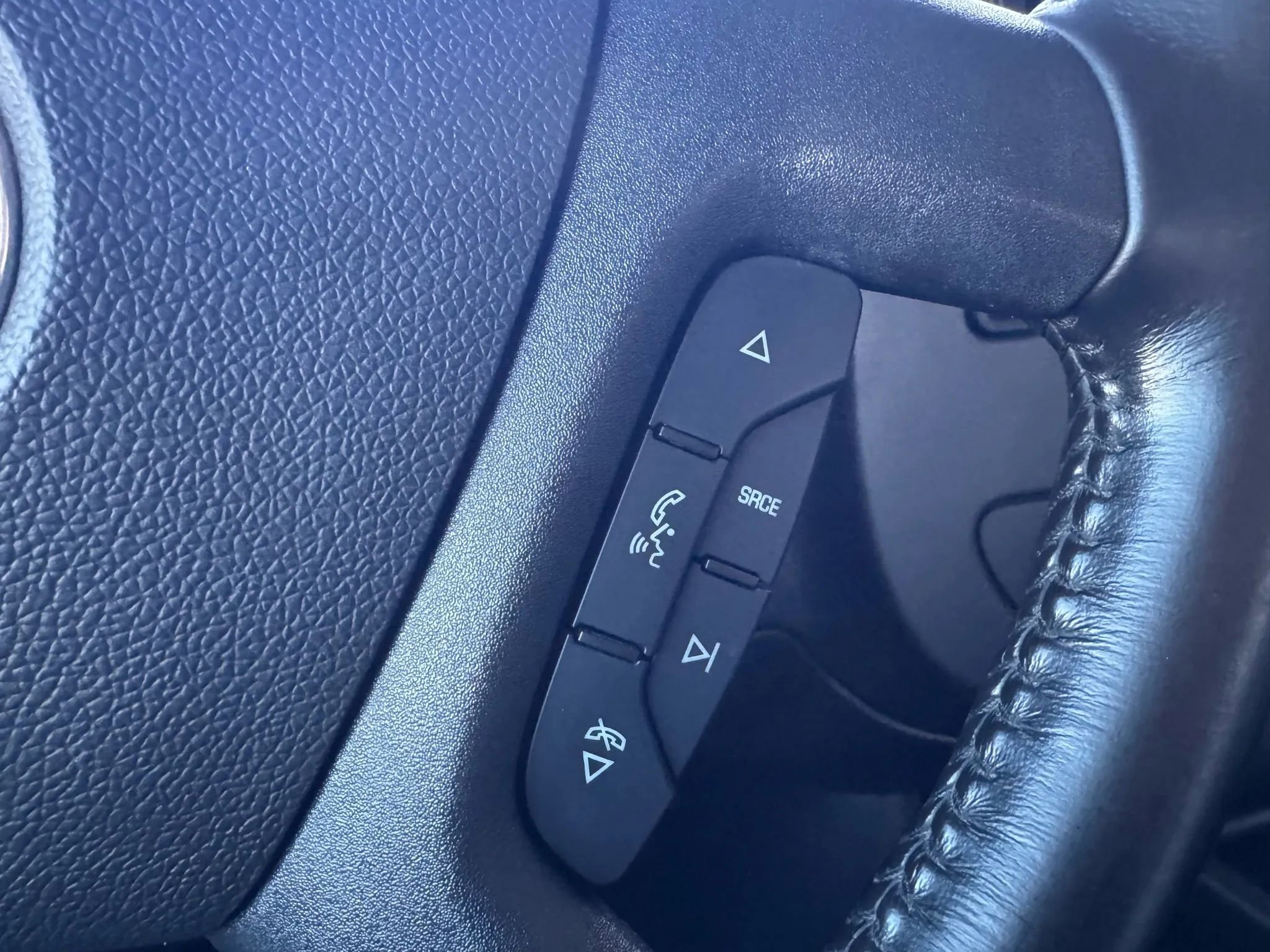 Used 2022 Chevrolet Express 2500 Extended w/ Driver Convenience Package image 18