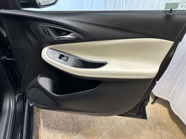 Certified 2024 Buick Encore GX Sport Touring FWD image 25