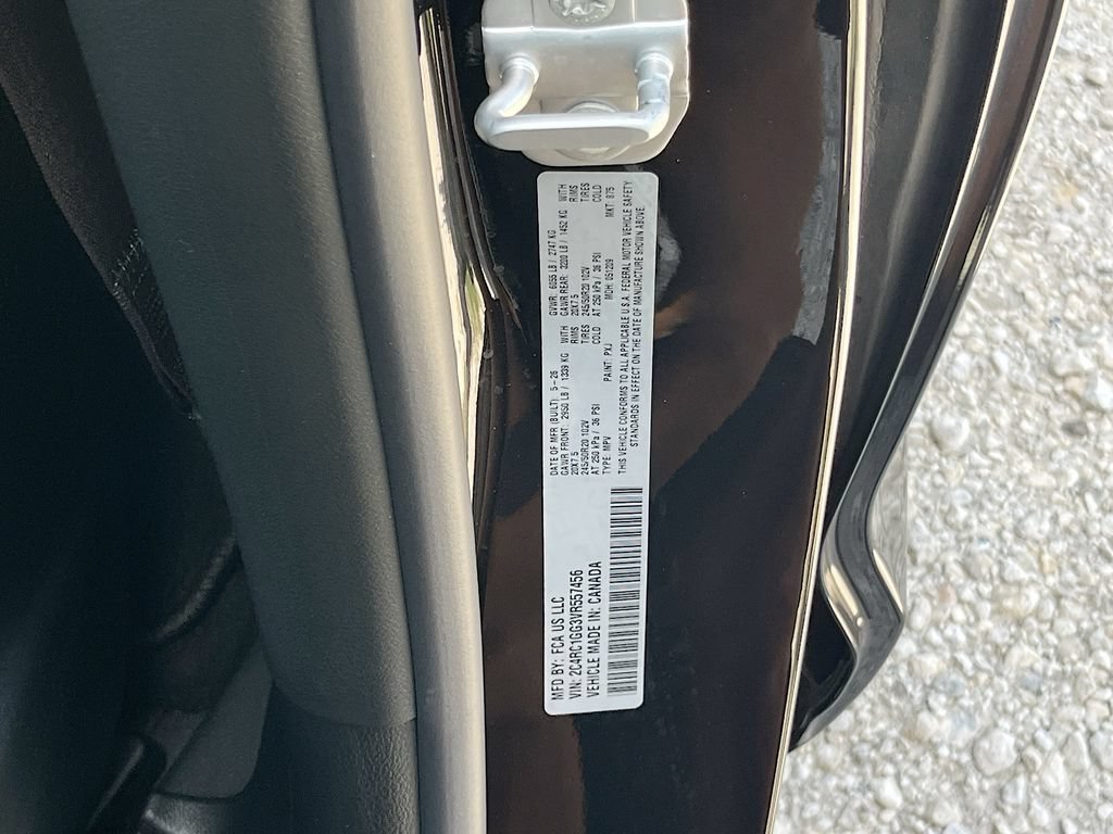New 2027 Chrysler Pacifica Limited FWD image 34