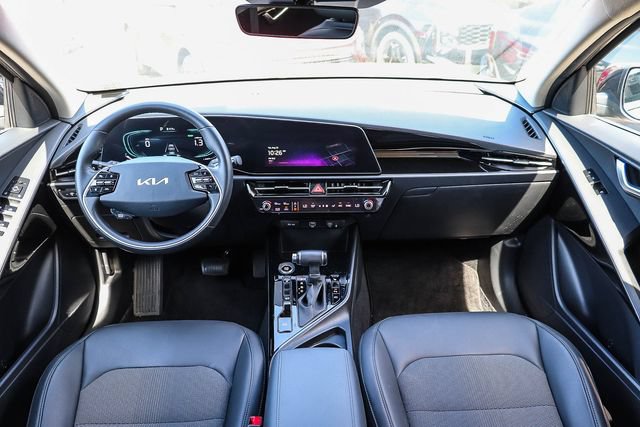 Certified 2025 Kia Niro EX FWD image 13