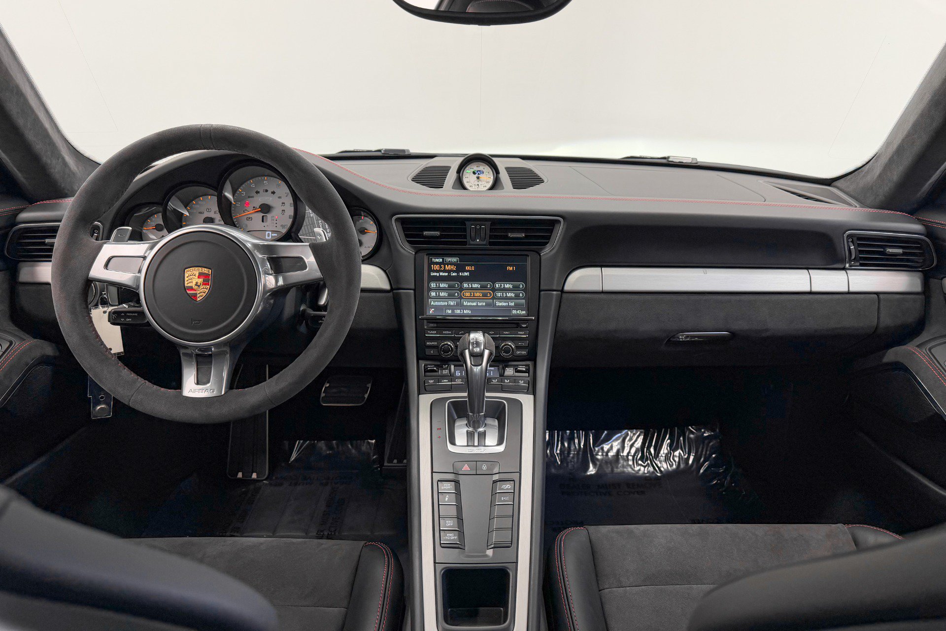 Used 2015 Porsche 911 GT3 RWD image 15