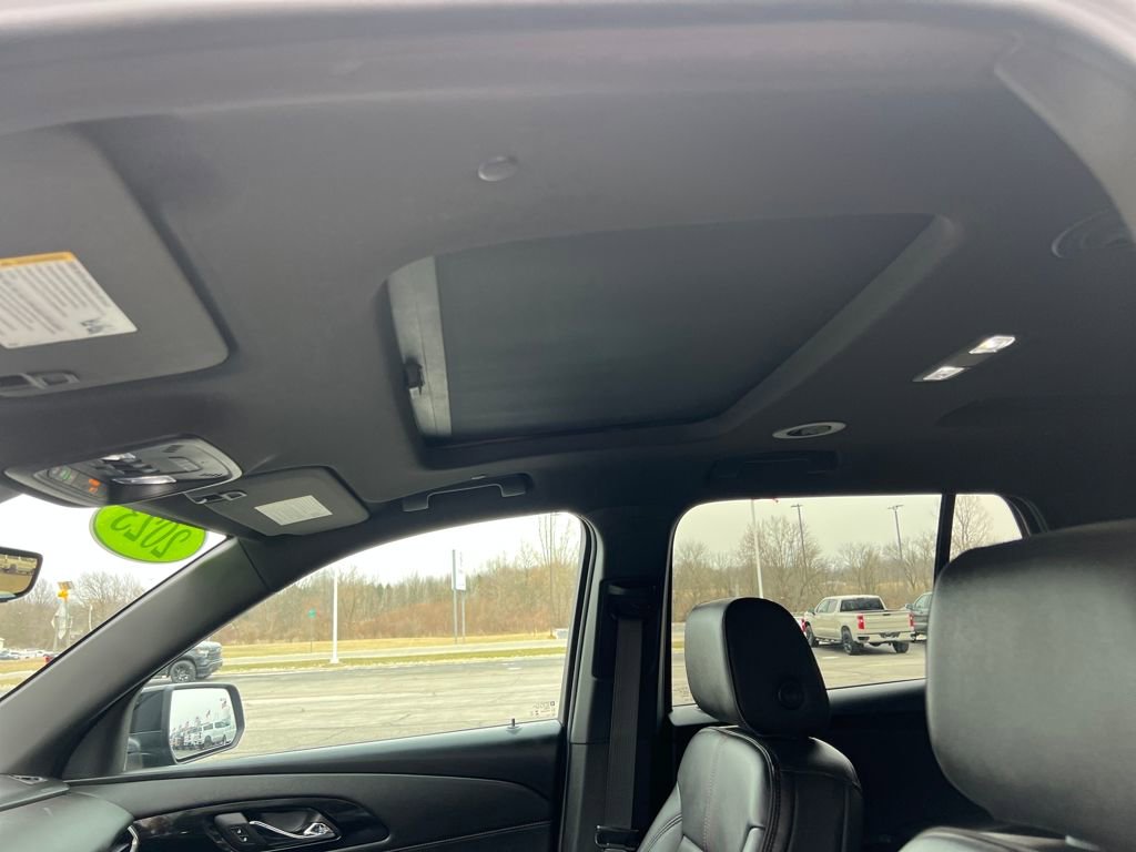 Used 2023 Chevrolet Traverse RS w/ LPO, Floor Liner Package image 21