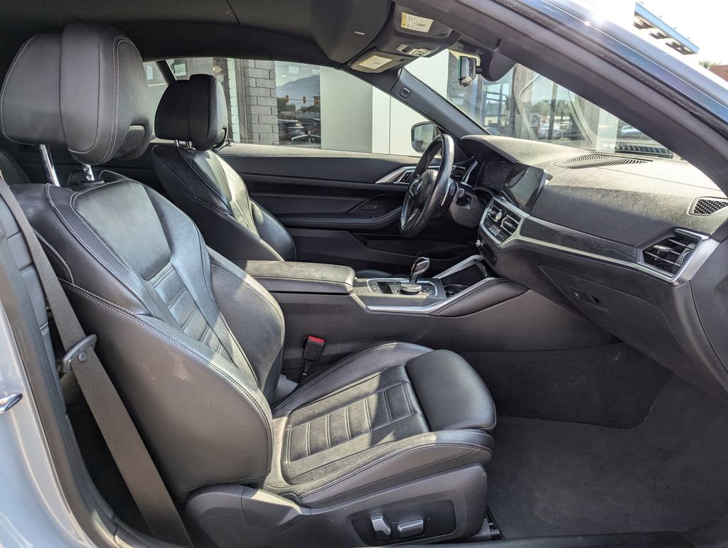 Used 2022 BMW M440i Convertible w/ Premium Package image 36
