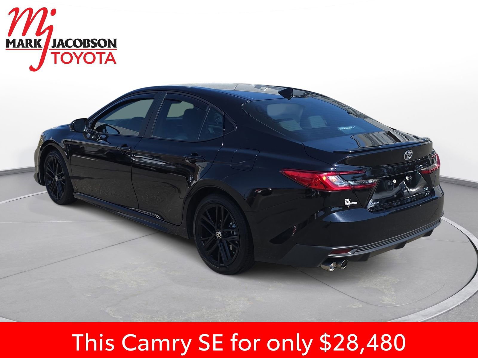 Used 2025 Toyota Camry SE w/ Convenience Package image 14