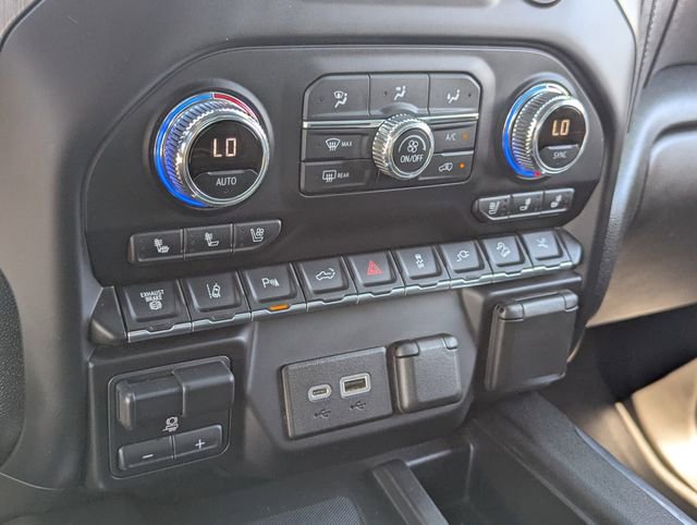 Used 2022 GMC Sierra 2500 Denali w/ Denali Black Diamond Edition AWD/4WD image 29