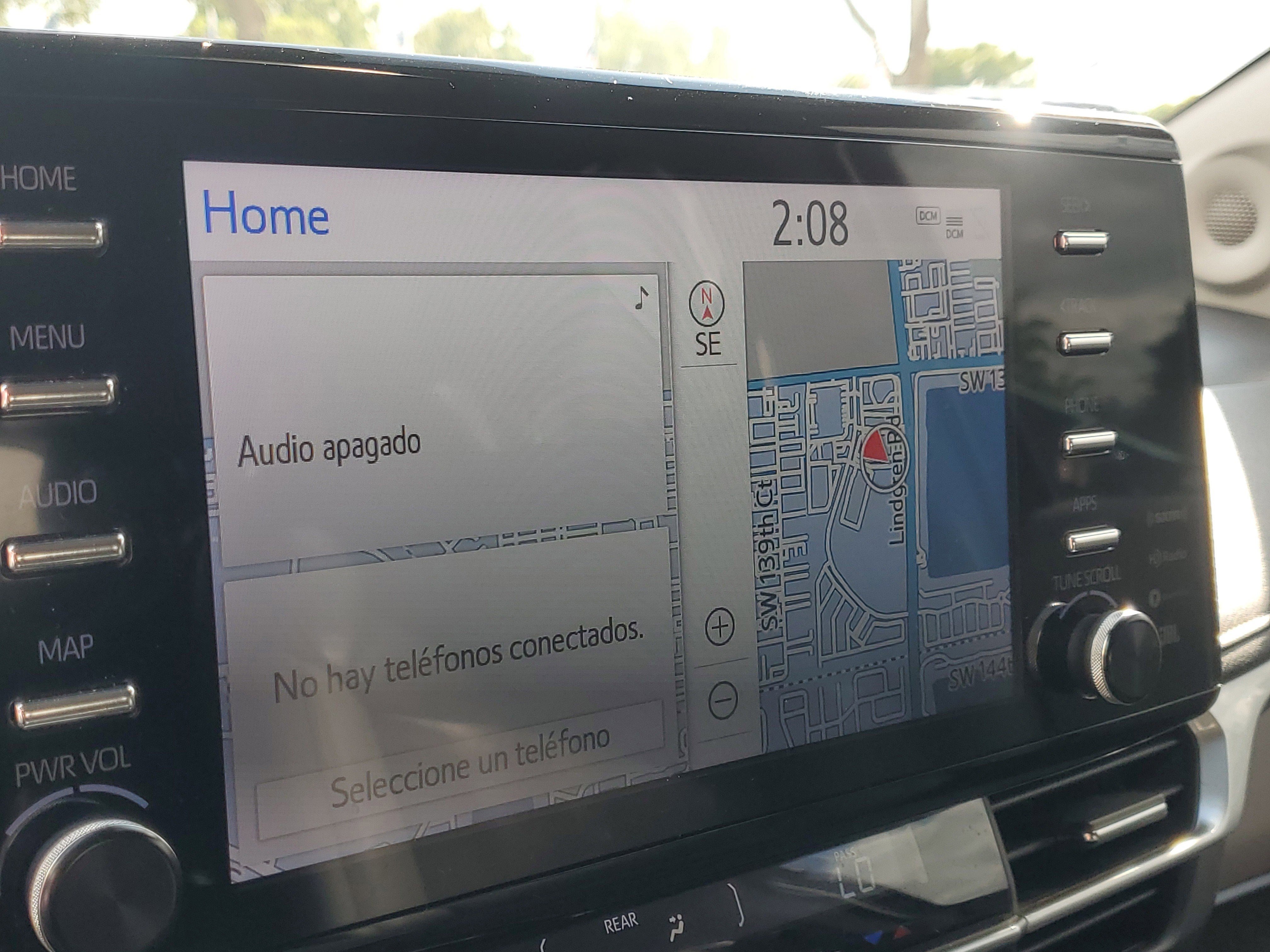 Used 2023 Toyota Sienna Limited image 23