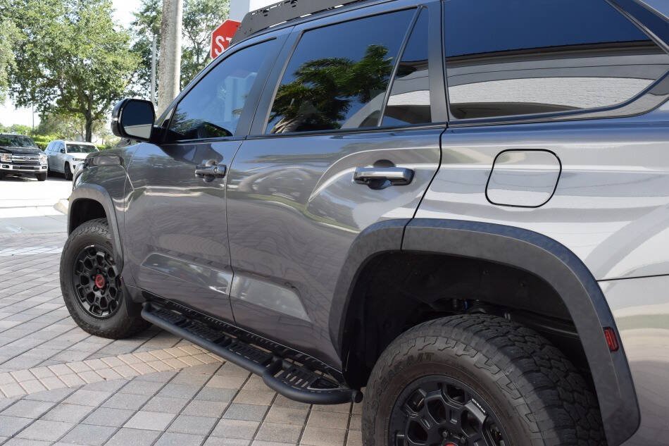 Used 2025 Toyota Sequoia TRD Pro AWD/4WD image 22