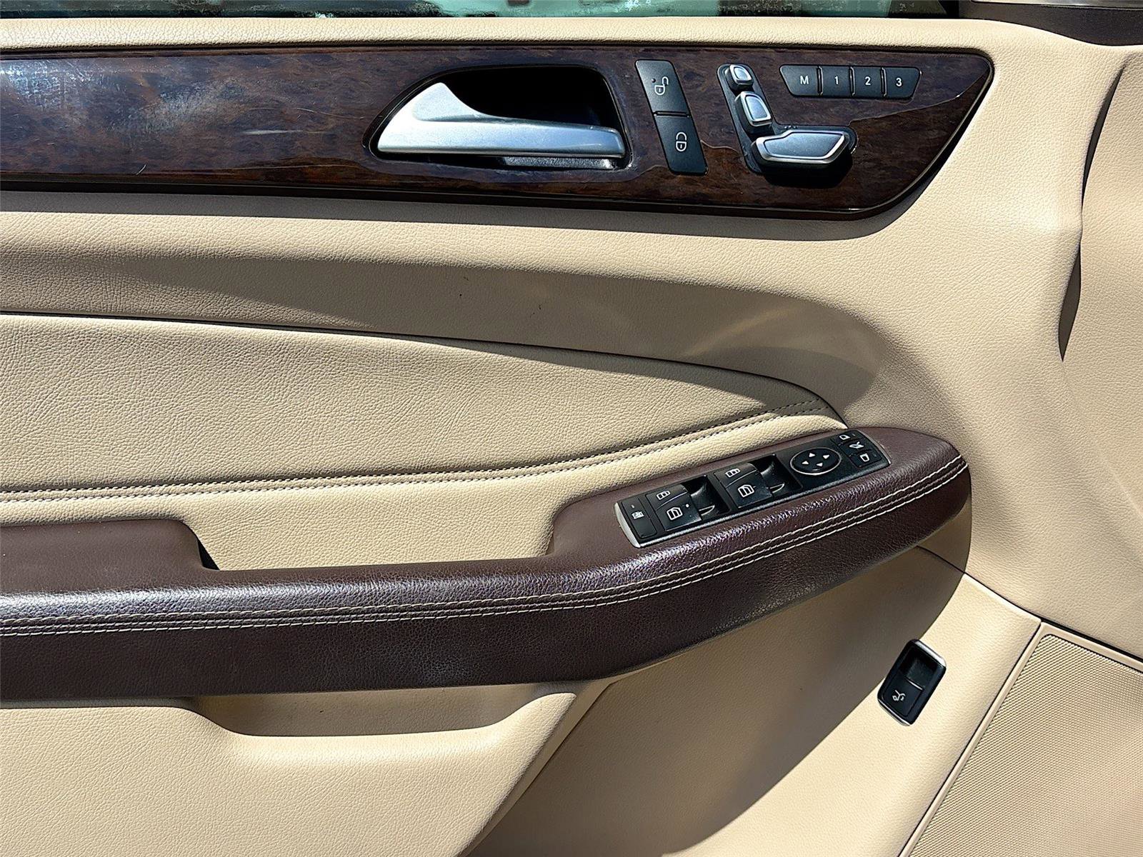 Used 2017 Mercedes-Benz GLE 350 w/ Premium 1 Package image 19