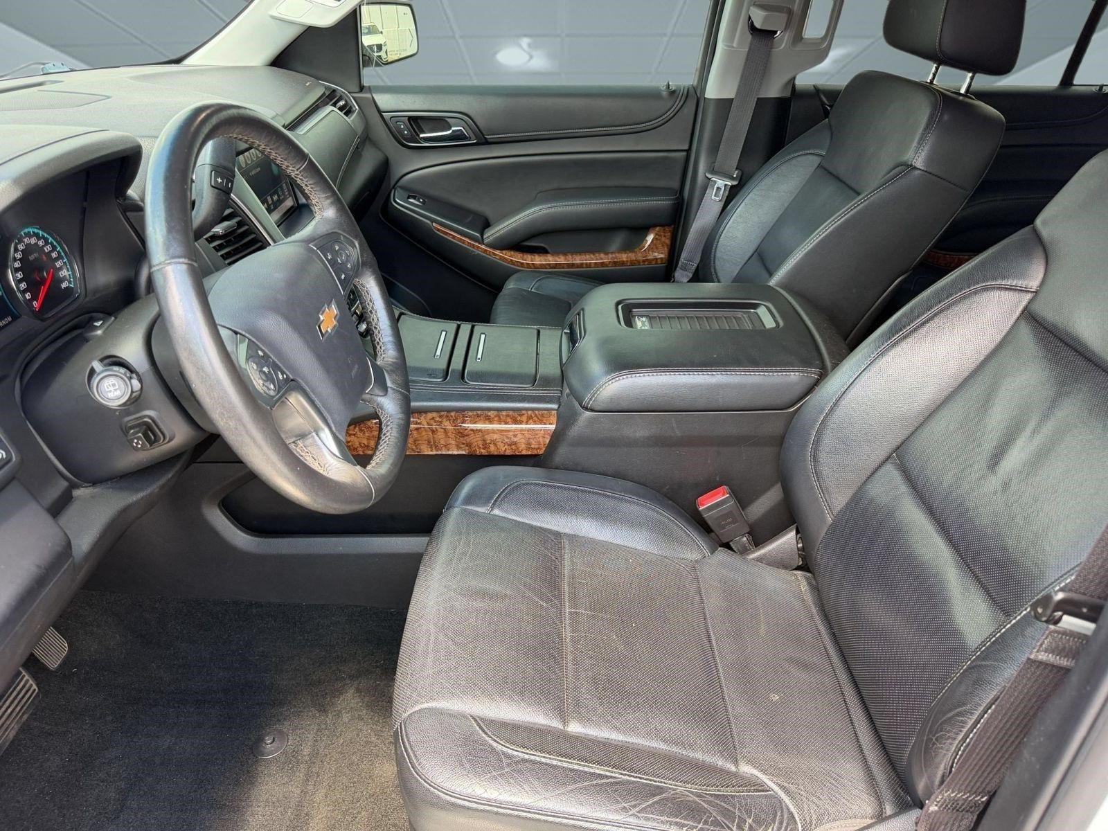 Used 2016 Chevrolet Suburban LTZ RWD image 5