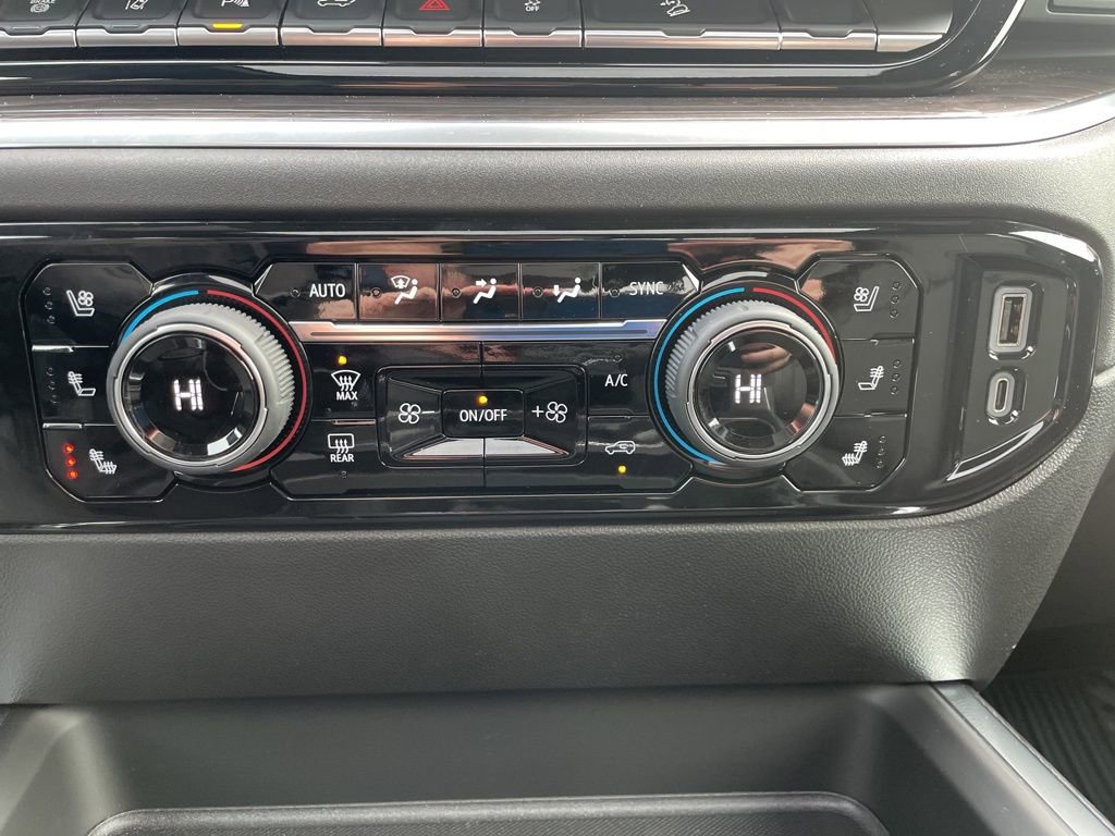 Used 2025 Chevrolet Silverado 2500 LTZ w/ Trail Boss Package image 28