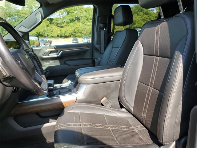 Used 2023 Chevrolet Silverado 1500 High Country w/ Z71 Off-Road Package image 24