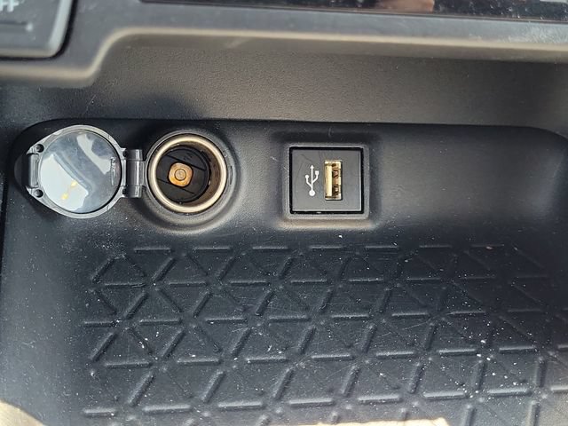 Used 2025 Toyota RAV4 LE FWD image 30