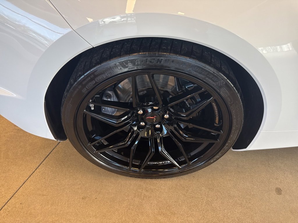 Used 2023 Chevrolet Corvette Z06 w/ Engine Appearance Package image 13