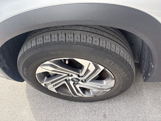 Used 2023 Hyundai Santa Fe SEL FWD image 5