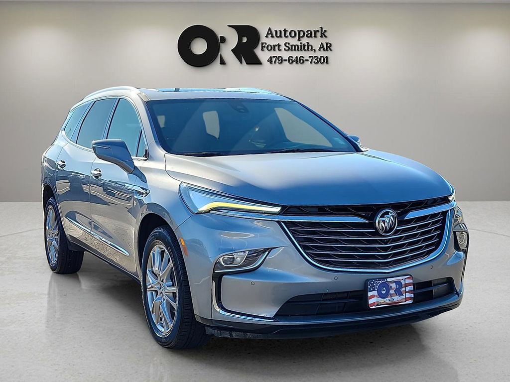 Used 2023 Buick Enclave Premium w/ Experience Buick Package image 1
