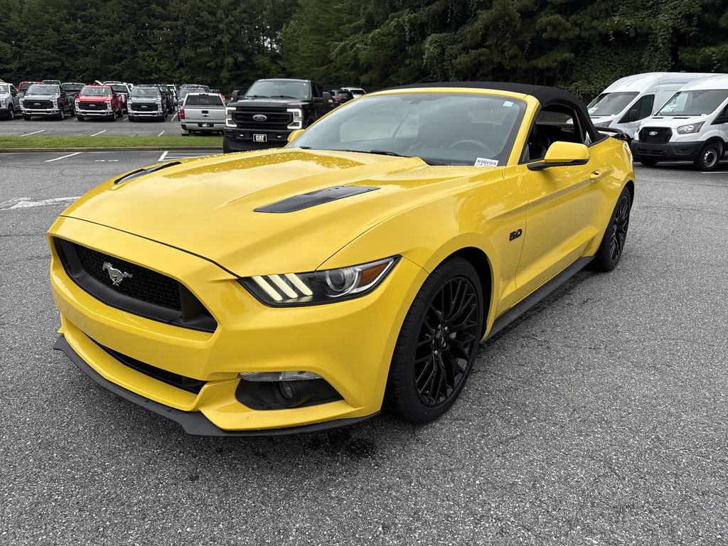 Used 2017 Ford Mustang GT Premium RWD image 3