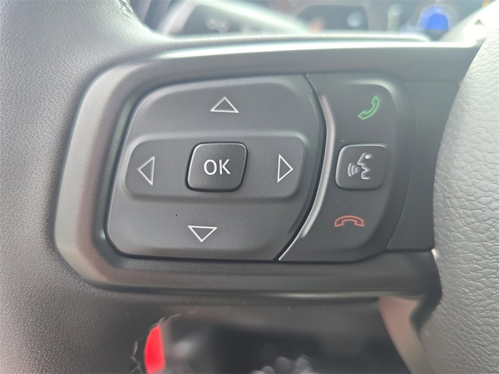 New 2025 Jeep Gladiator Sport image 17