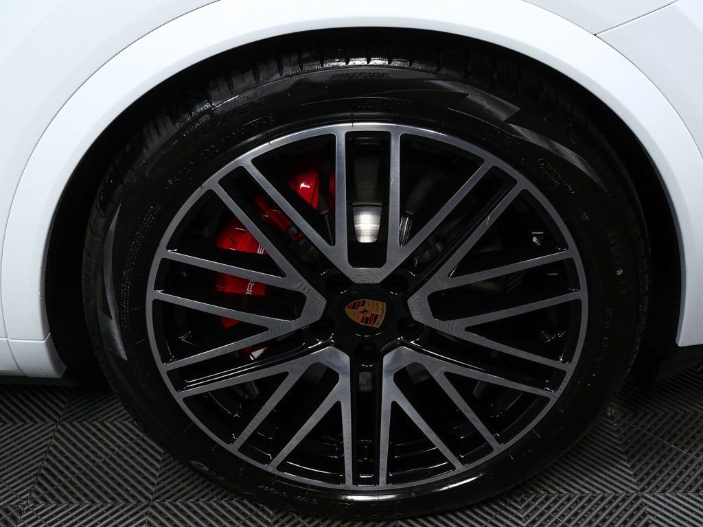 New 2026 Porsche Cayenne S image 40