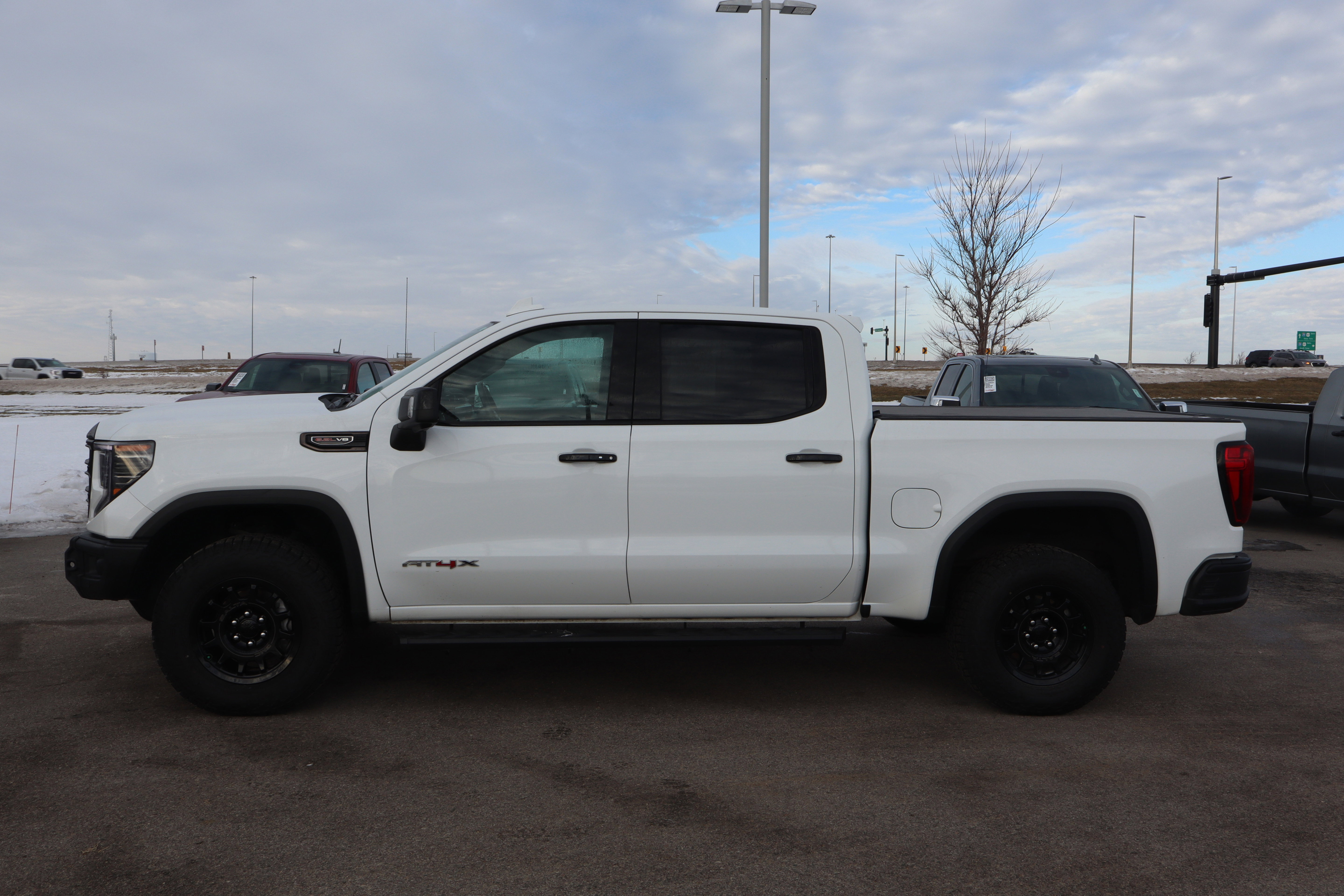 Certified 2023 GMC Sierra 1500 AT4X w/ AT4X AEV Edition image 4