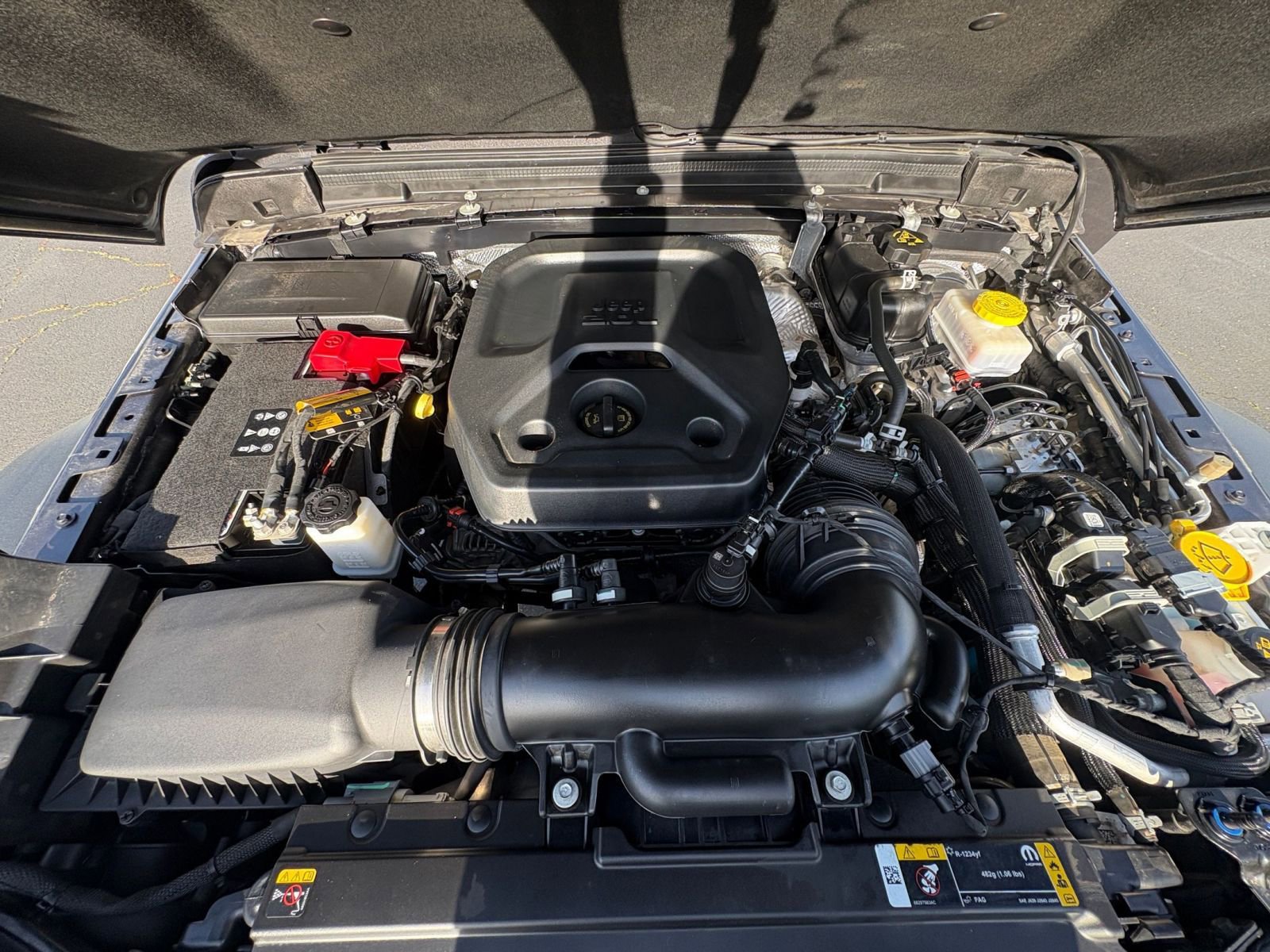 Used 2025 Jeep Wrangler Sport S AWD/4WD image 31