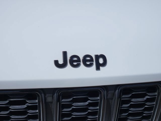 Certified 2025 Jeep Grand Cherokee L Altitude RWD image 11