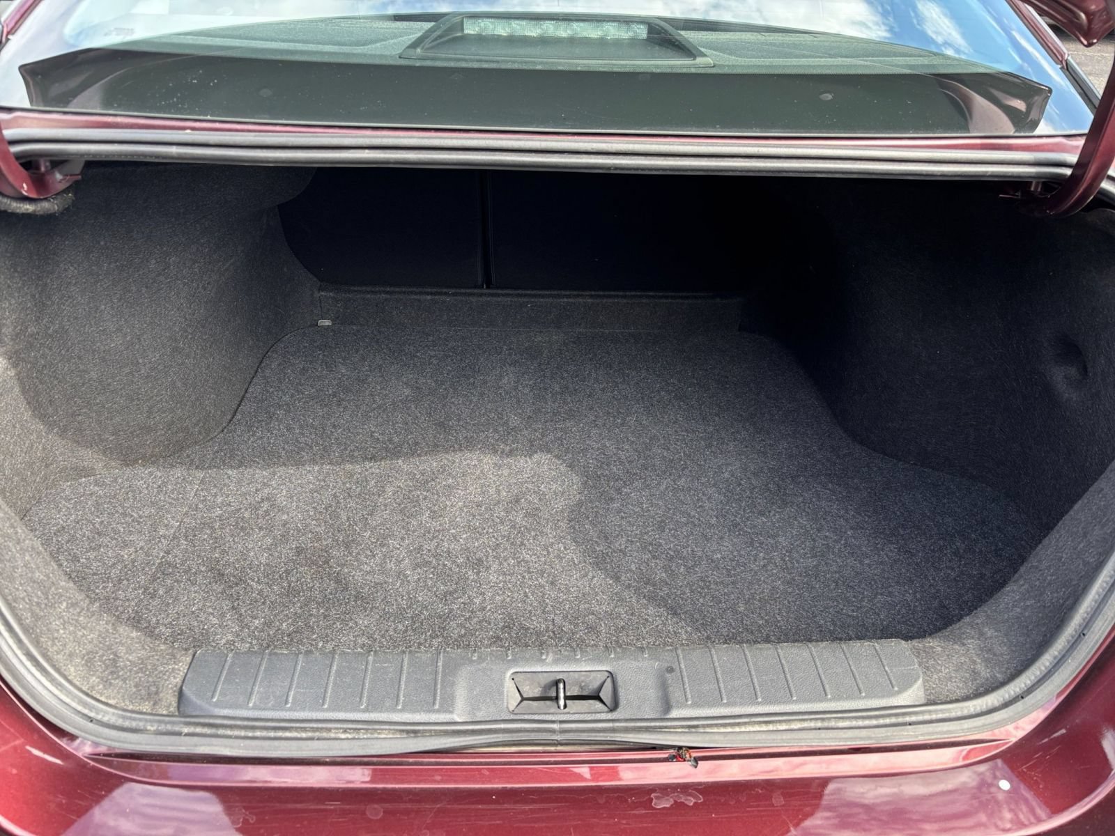 Used 2025 Nissan Sentra SV FWD image 24