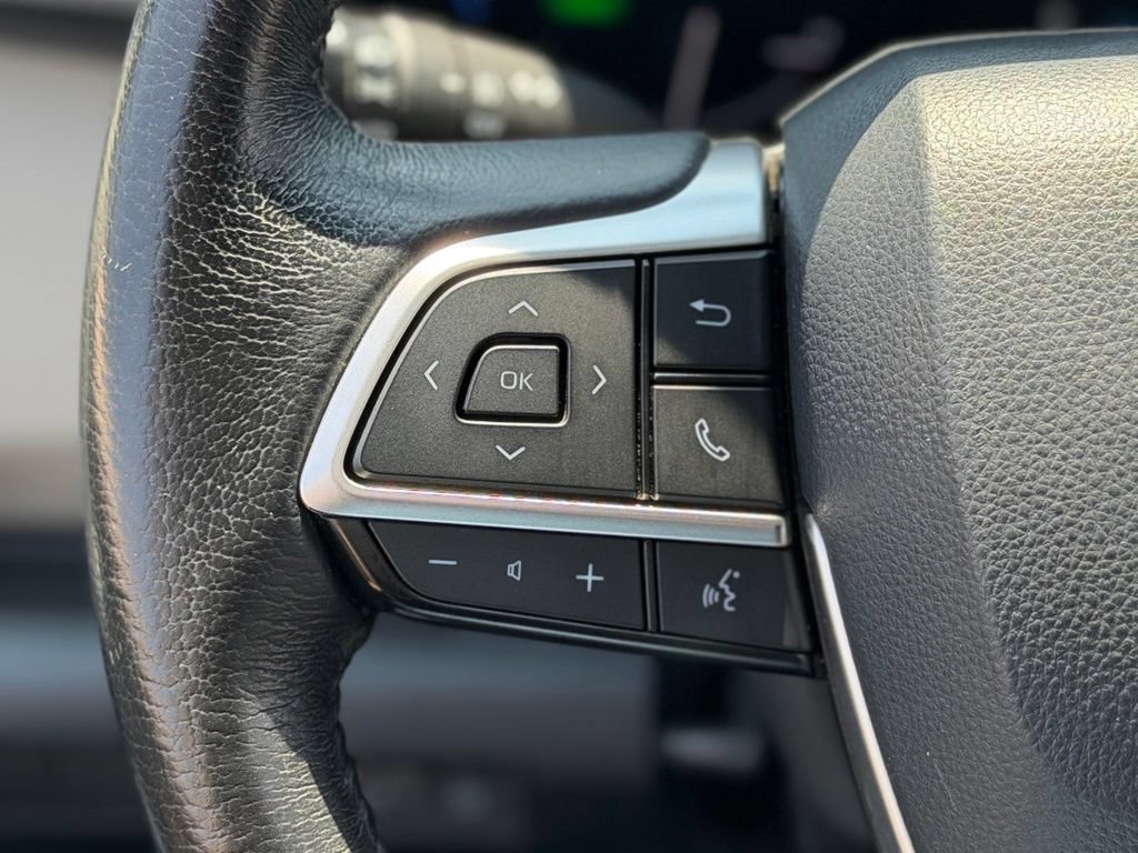 Used 2021 Toyota Sienna XLE AWD/4WD image 10