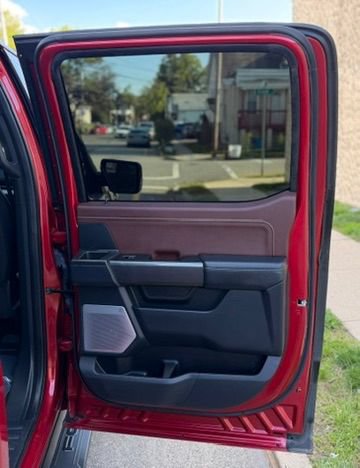 Used 2023 Ford F150 Lariat w/ Equipment Group 502A High AWD/4WD image 26