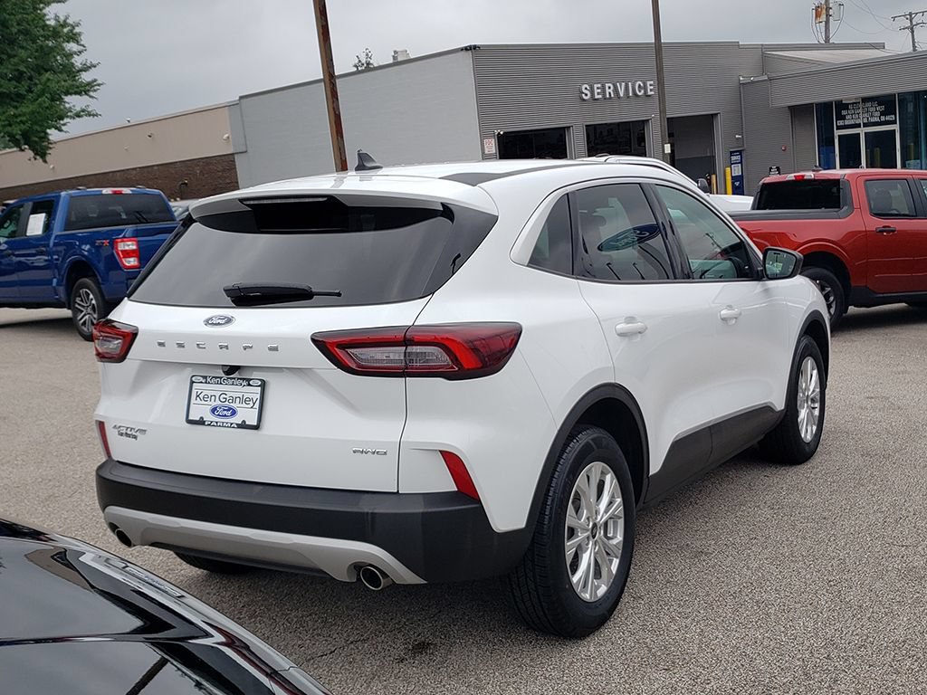 Certified 2023 Ford Escape Active AWD/4WD image 5