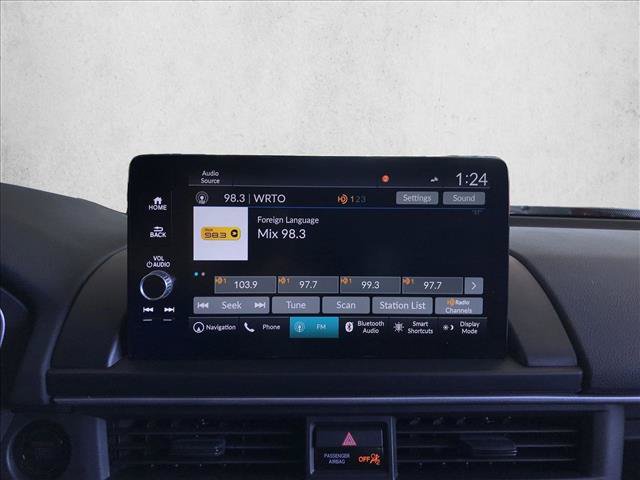 Used 2023 Honda Pilot Touring image 13