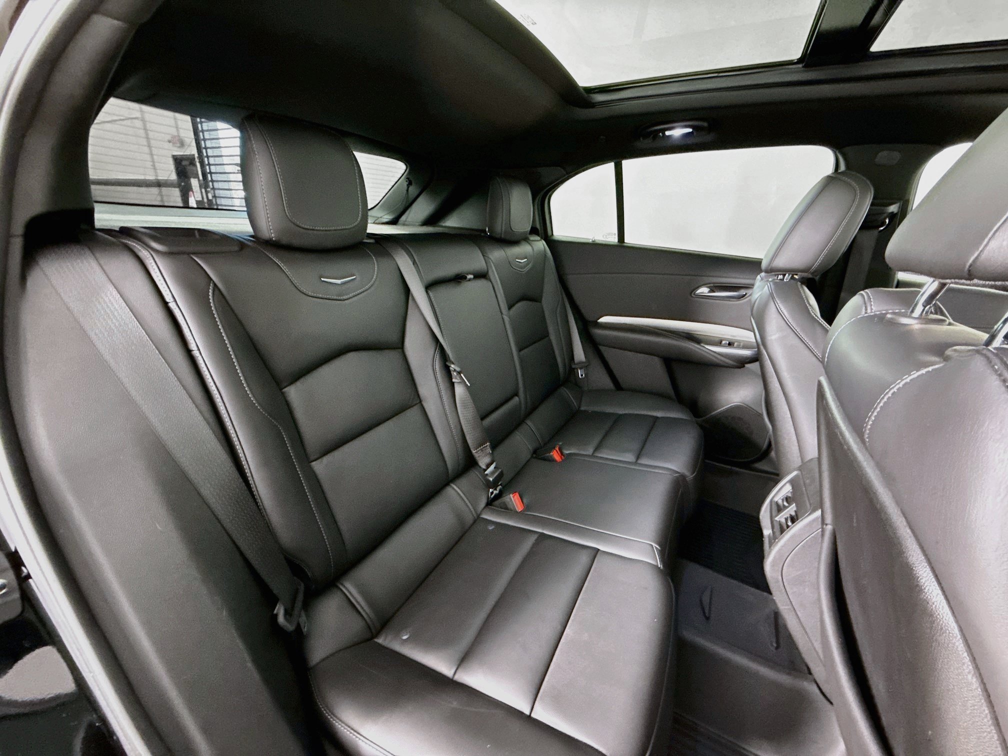 Used 2021 Cadillac XT4 Premium Luxury w/ Cold Weather Package FWD image 25