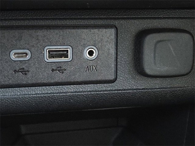 Certified 2023 Buick Encore GX Preferred w/ Cold Weather Comfort Package image 6