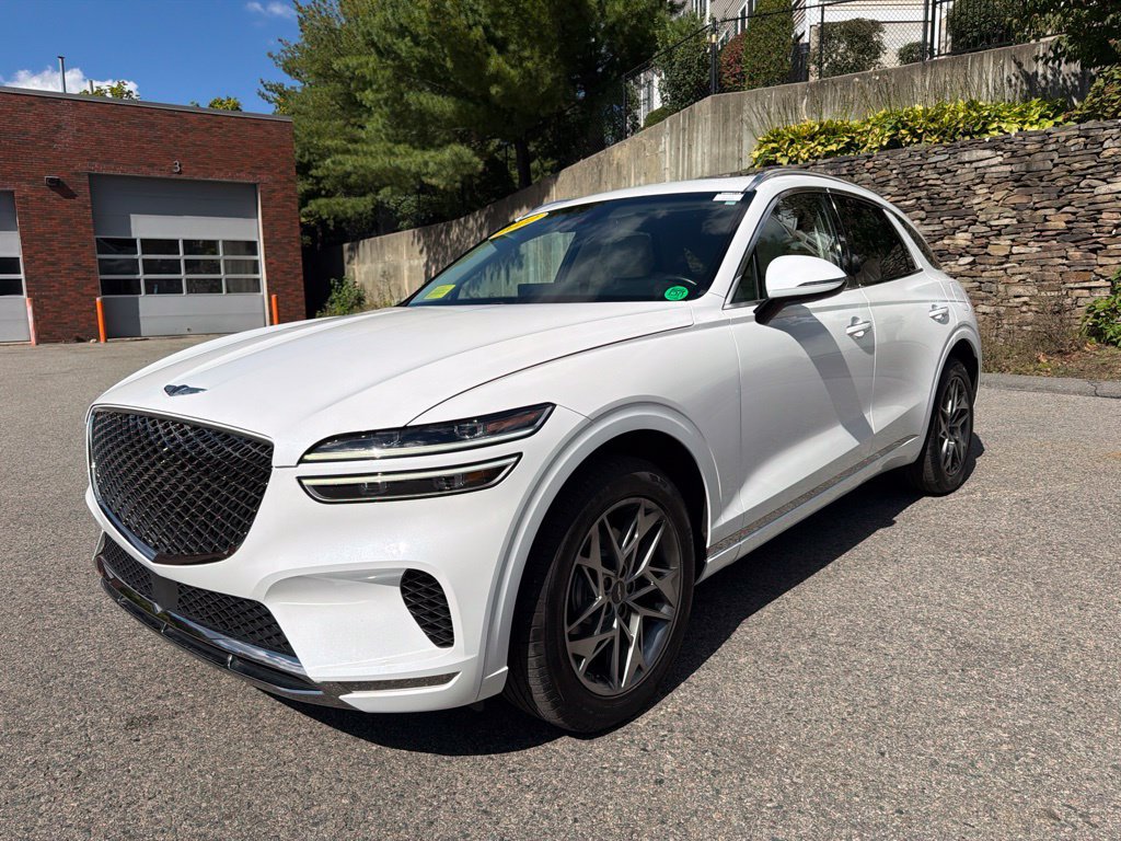 Used 2022 Genesis GV70 2.5T w/ Select Package AWD/4WD image 3