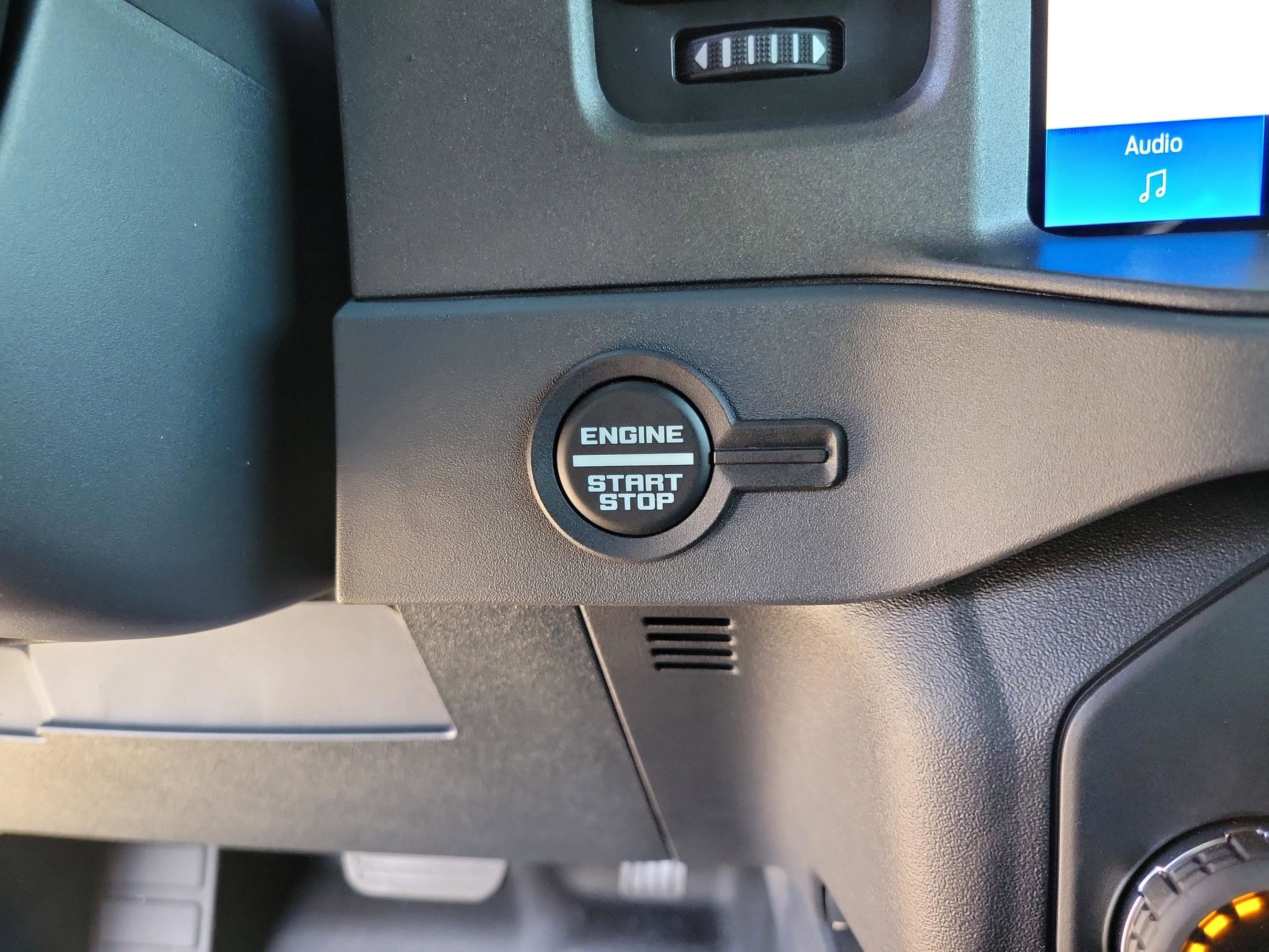 New 2025 Ford Bronco Badlands image 19