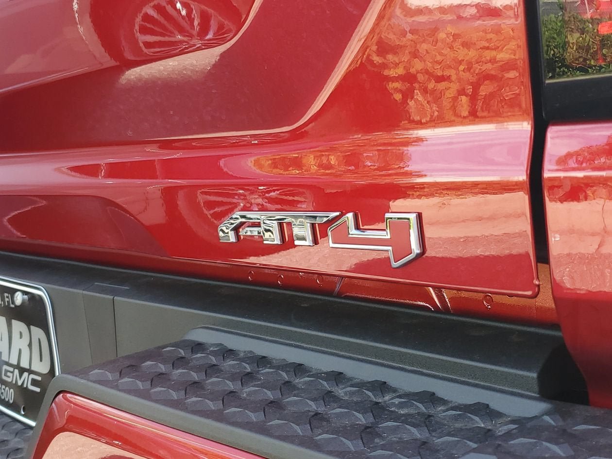 New 2026 GMC Canyon AT4 AWD/4WD image 8