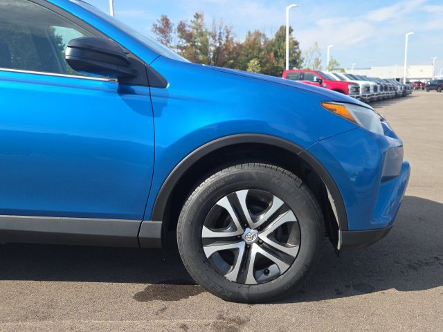 Used 2017 Toyota RAV4 LE w/ Carpet Mat Package FWD image 4