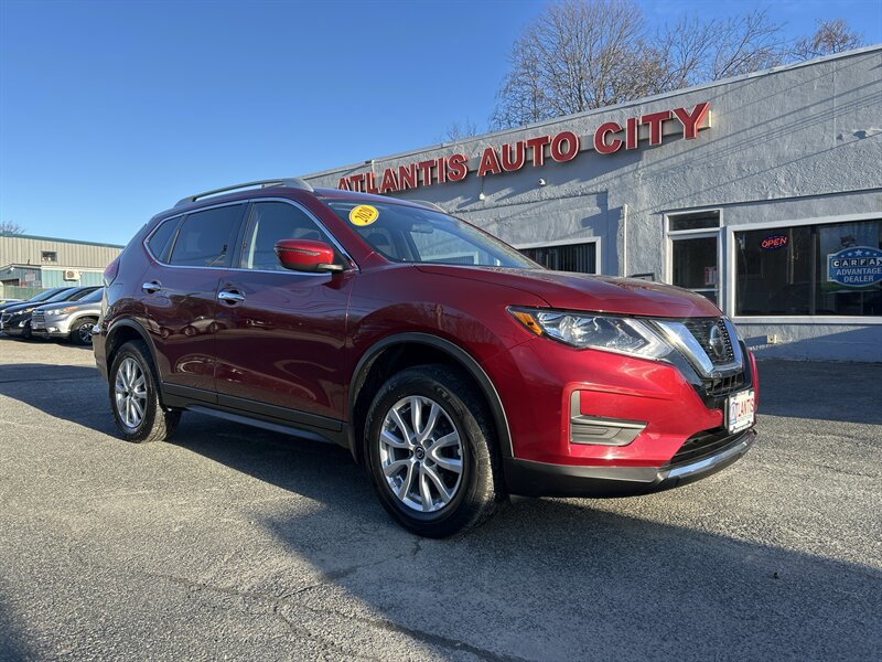 Used 2020 Nissan Rogue SV AWD/4WD image 3