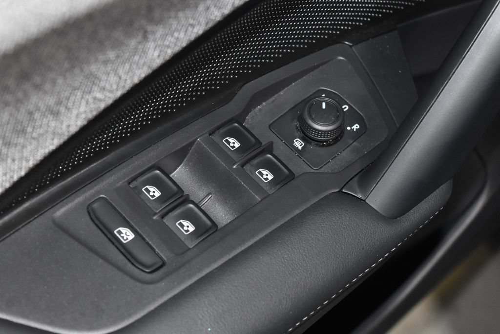 Certified 2026 Volkswagen Tiguan S AWD/4WD image 5