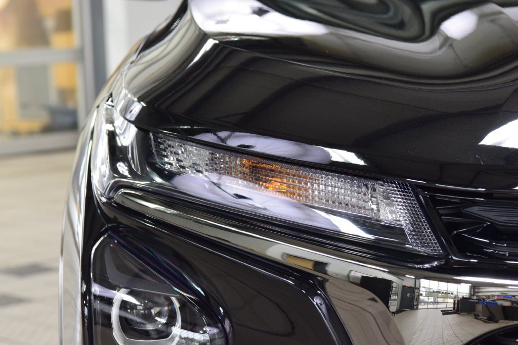 New 2026 Chevrolet Trax RS w/ Sunroof Package FWD image 12