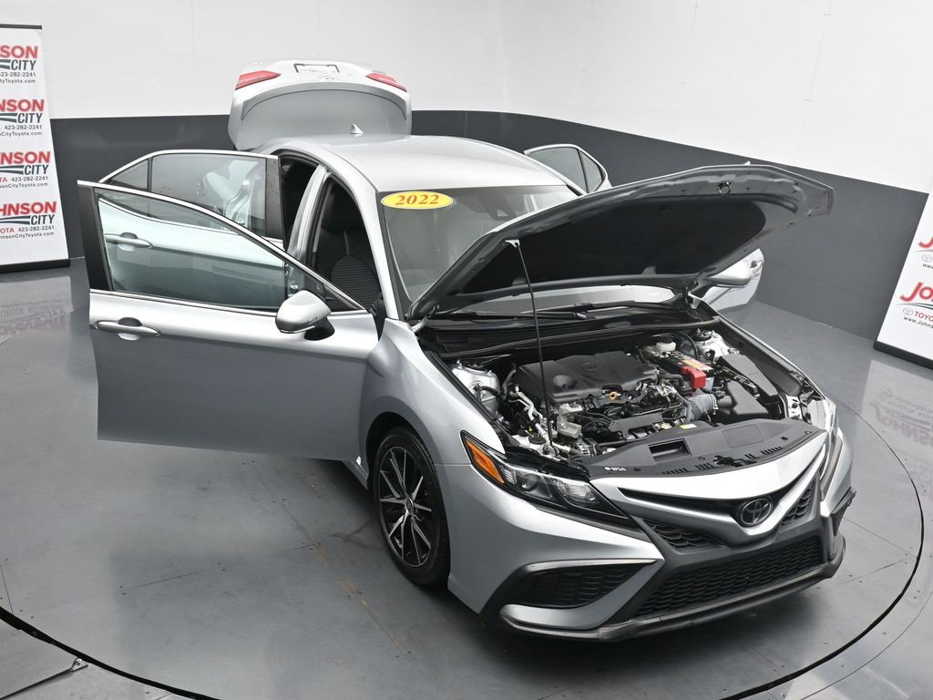 Used 2022 Toyota Camry SE image 43