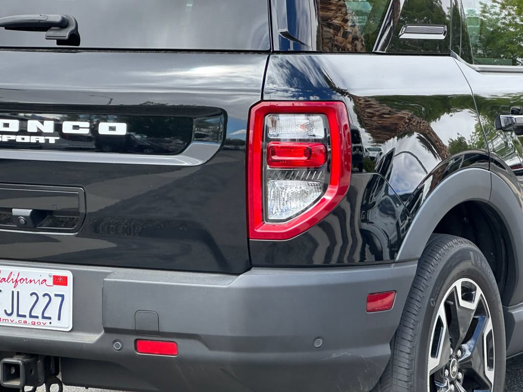 Used 2023 Ford Bronco Sport Outer Banks w/ Tech Package AWD/4WD image 8