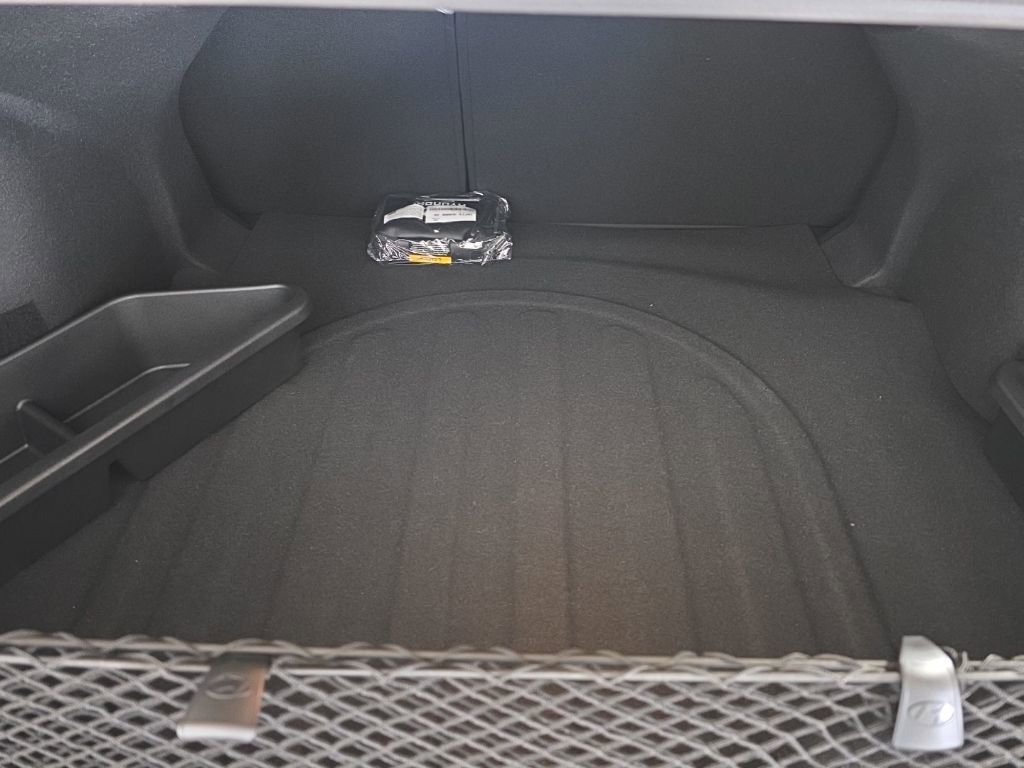 New 2026 Hyundai Elantra SEL Sport FWD image 11