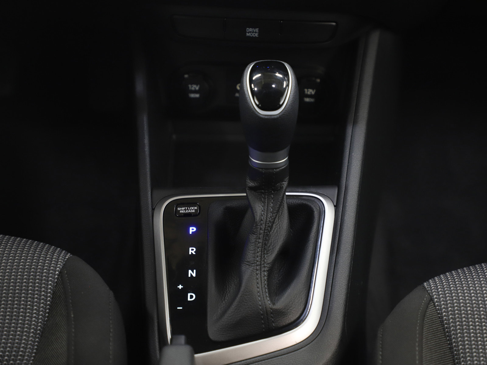 Used 2022 Hyundai Accent SEL image 17