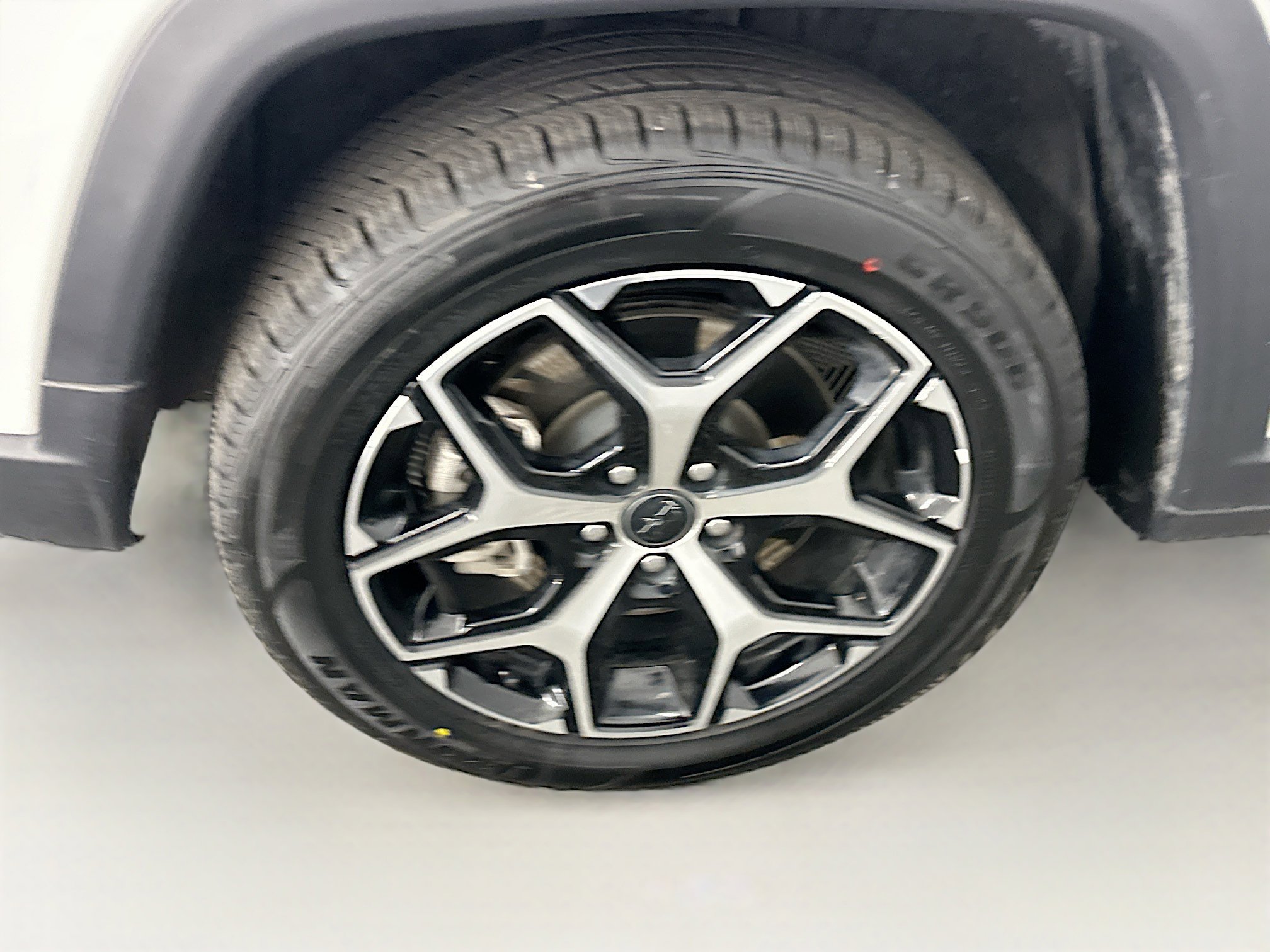 Used 2025 Jeep Compass Limited image 11