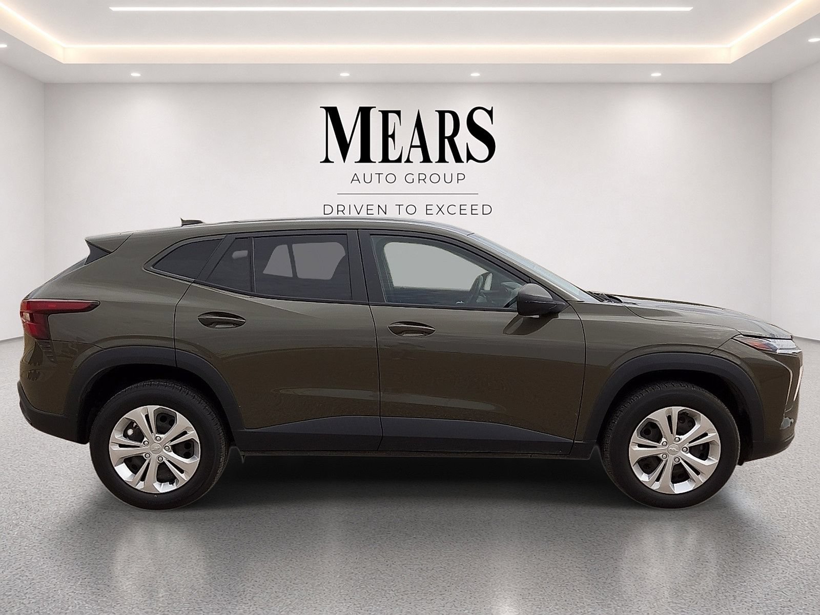 Used 2024 Chevrolet Trax LS FWD image 6