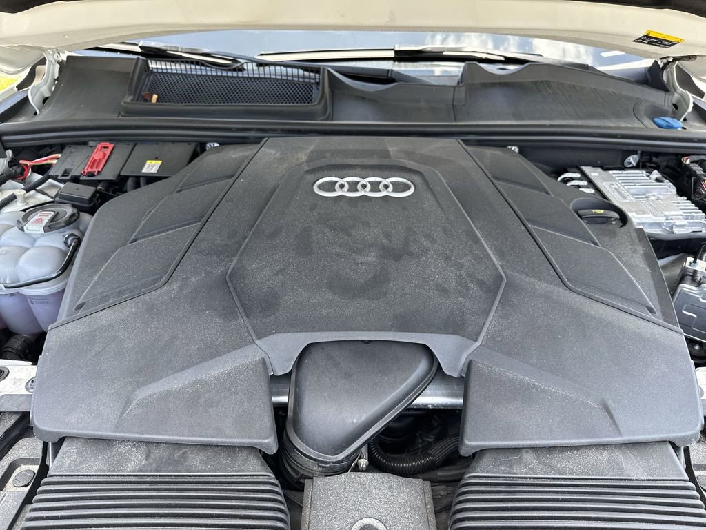 Used 2025 Audi Q7 3.0T Premium Plus AWD/4WD image 59