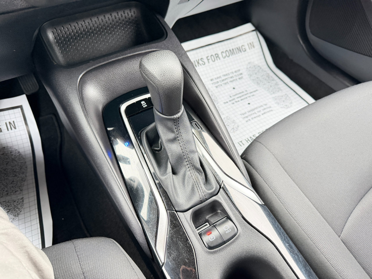 Used 2022 Toyota Corolla LE image 22